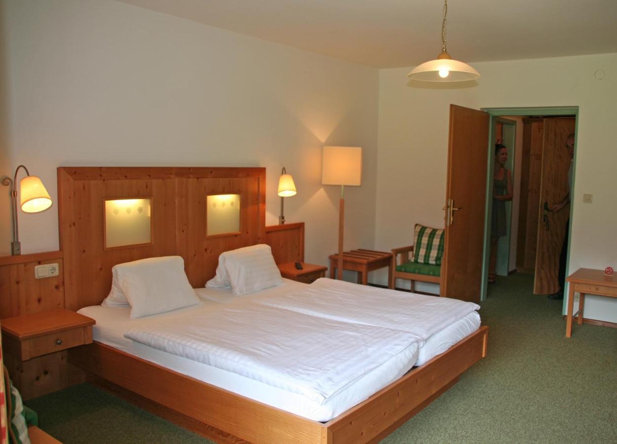שטרובל Hotel Garni Pension Zur Wacht חדר תמונה