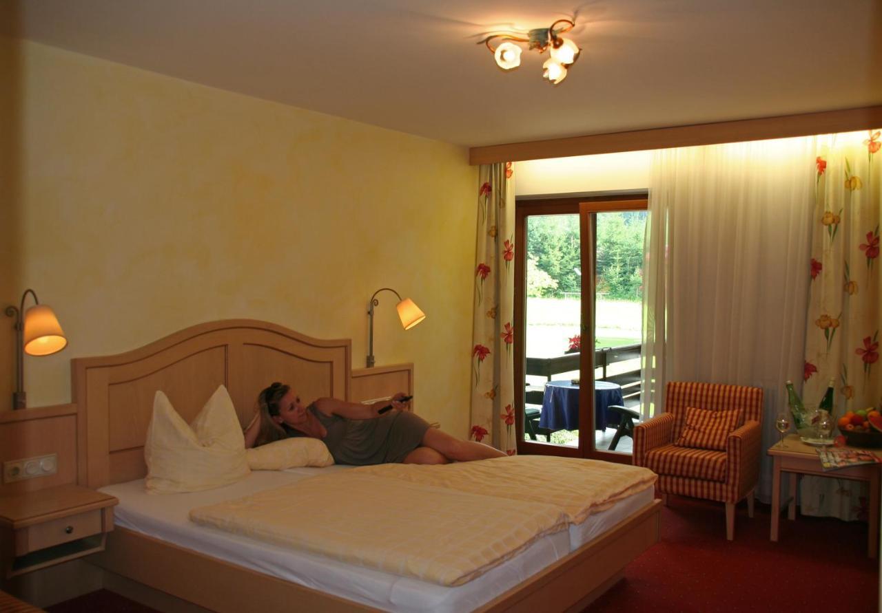 שטרובל Hotel Garni Pension Zur Wacht חדר תמונה